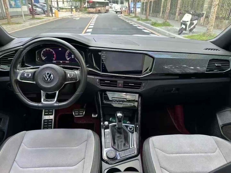 深圳22年大众探岳5