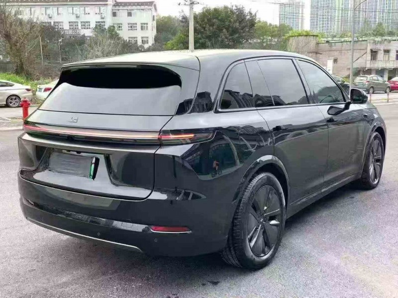 重庆24年理想L75