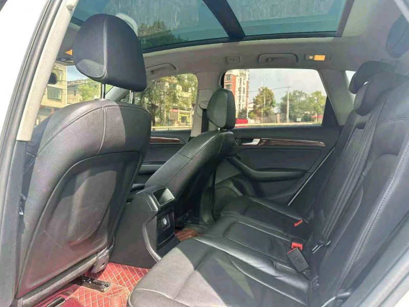 张家界17年奥迪Q55