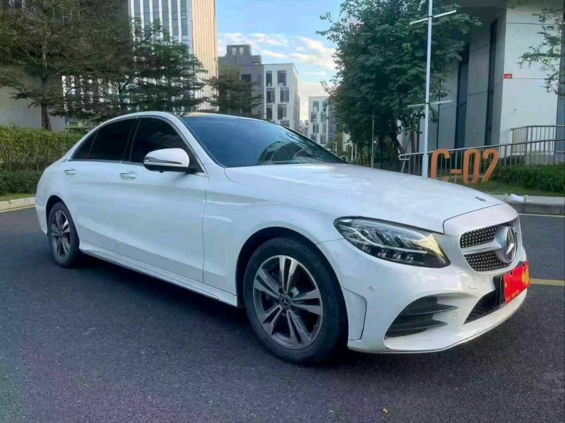 广州21年奔驰C2