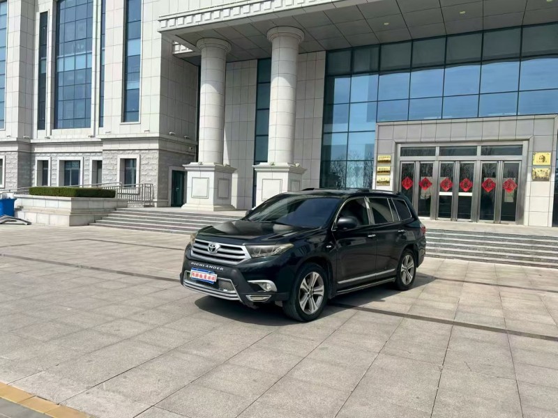 沧州13年丰田汉兰达3