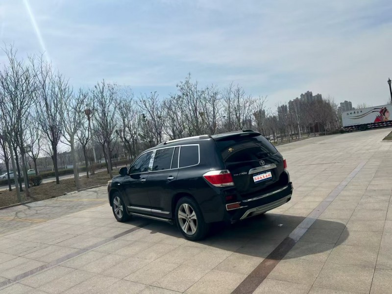 沧州13年丰田汉兰达8