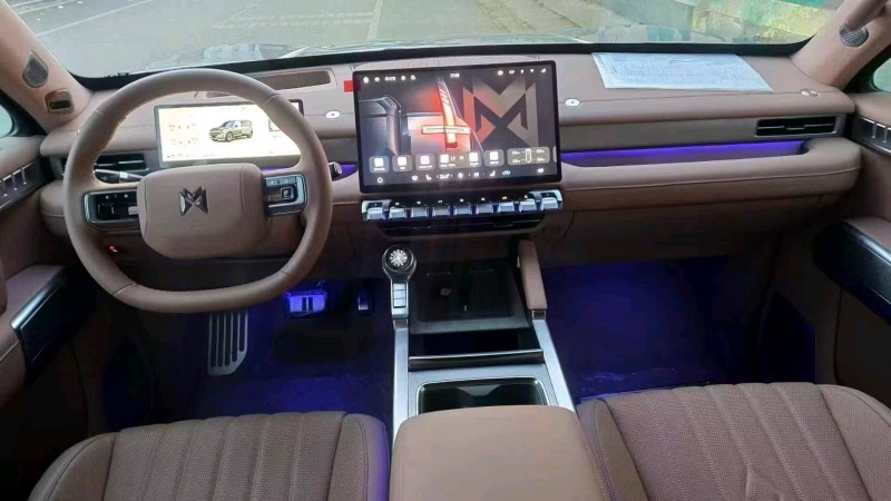 濰坊26年東風猛士9