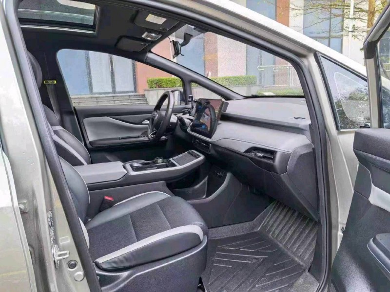 廣州22年合創汽車Z036