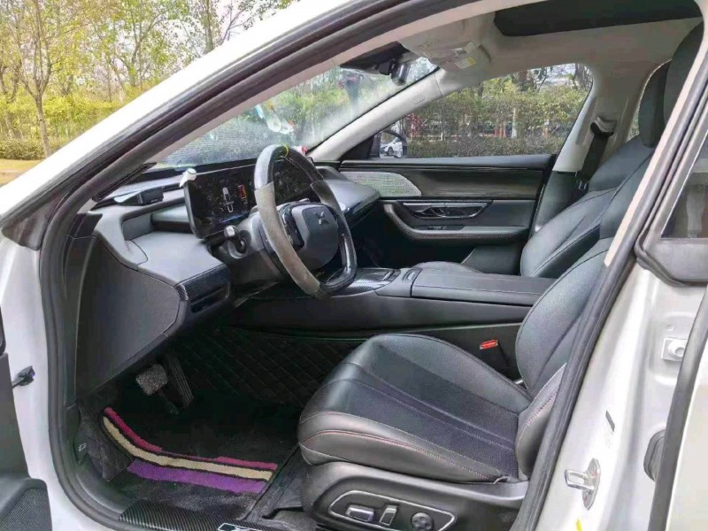 廣州22年小鵬汽車p74