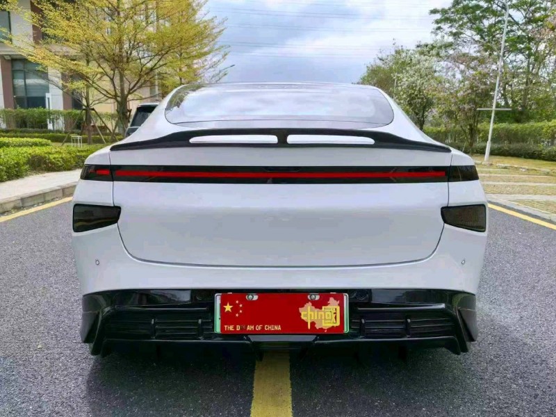 廣州22年小鵬汽車p77