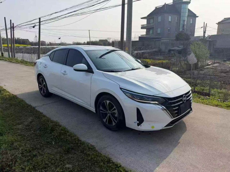 嘉興24年日產天籟2