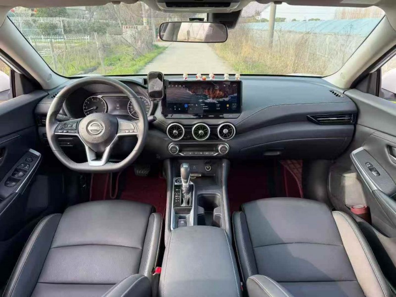 嘉興24年日產天籟4