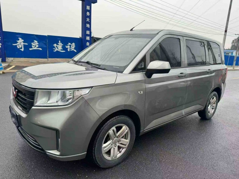 衡阳19年五菱汽车宏光3