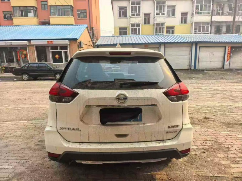 天津20年日产奇骏9