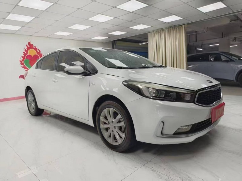 成都18年起亚K33