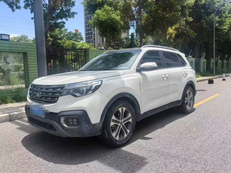 成都20年起亞智跑3