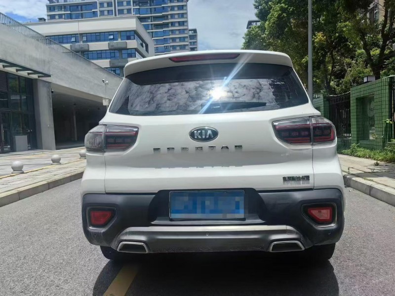 成都20年起亞智跑9