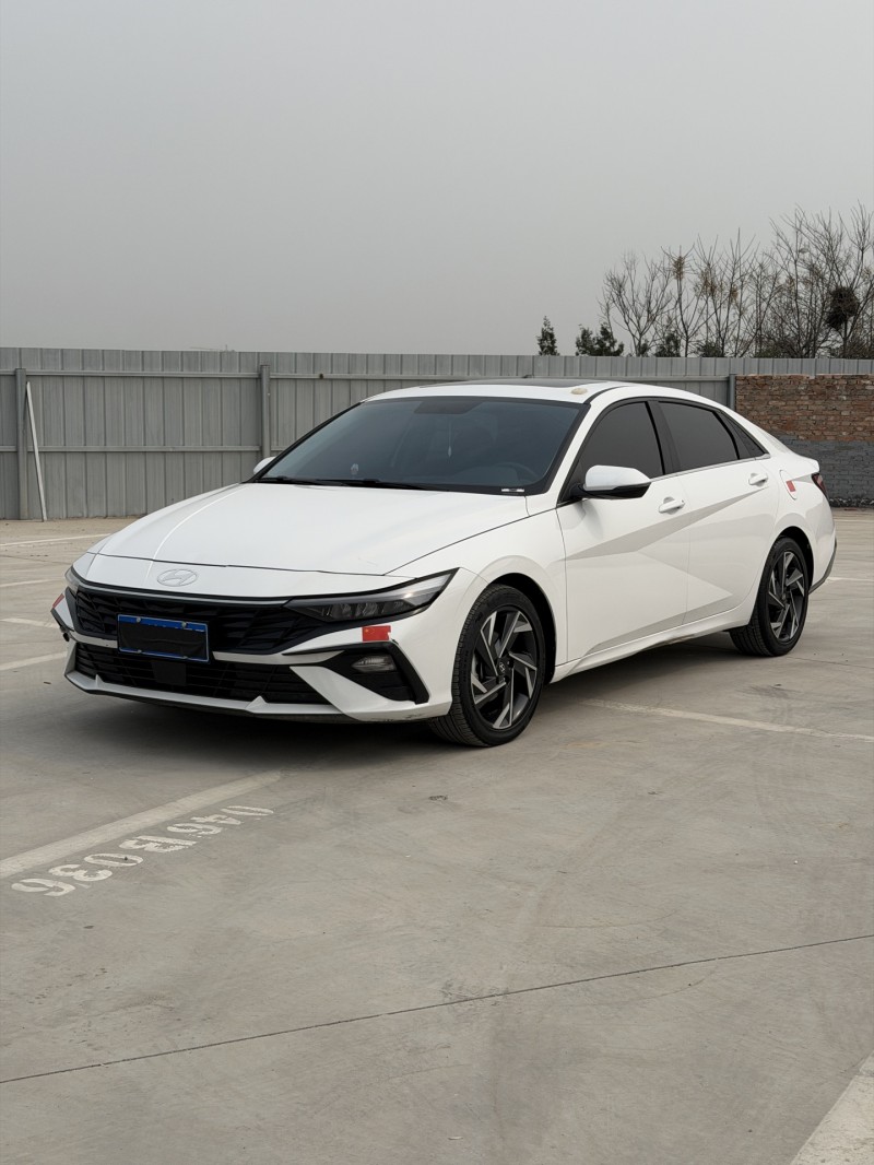 新乡24年现代伊兰特2