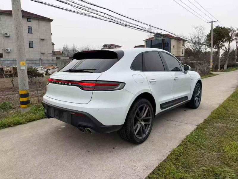 绍兴23年保时捷Macan8