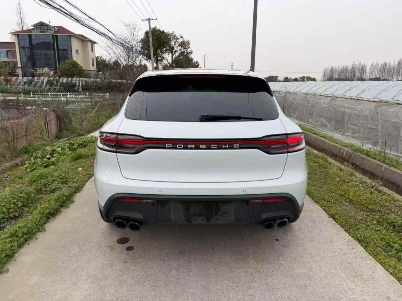 绍兴23年保时捷Macan9