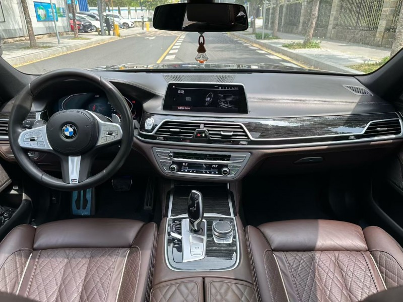 深圳20年寶馬7系4