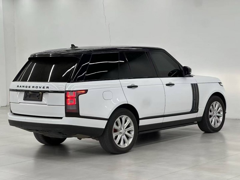 唐山17年路虎攬勝行政7