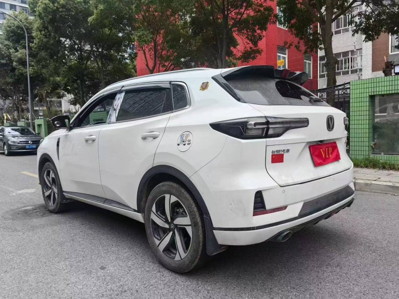 成都24年長安汽車CS557