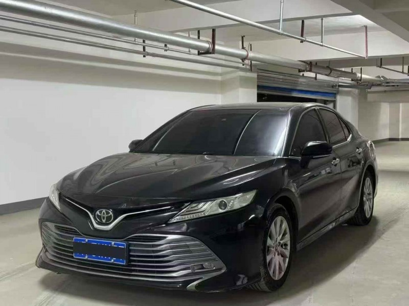 安阳18年丰田凯美瑞3