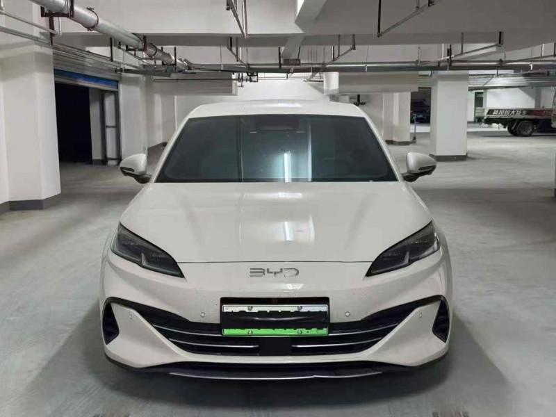 平顶山25年比亚迪海豹1