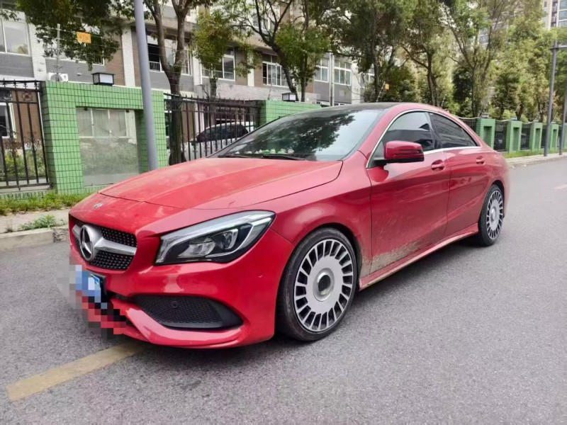 成都17年奔驰CLA3