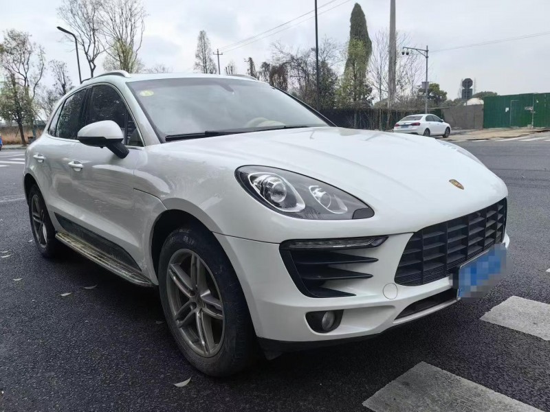 成都15年保時捷Macan3