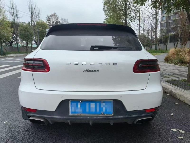 成都15年保時捷Macan9