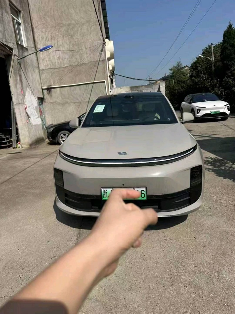 嘉兴25年理想L61