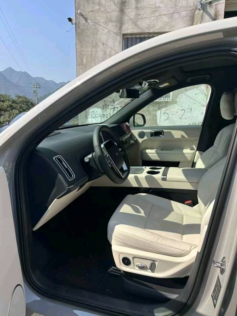 嘉兴25年理想L63