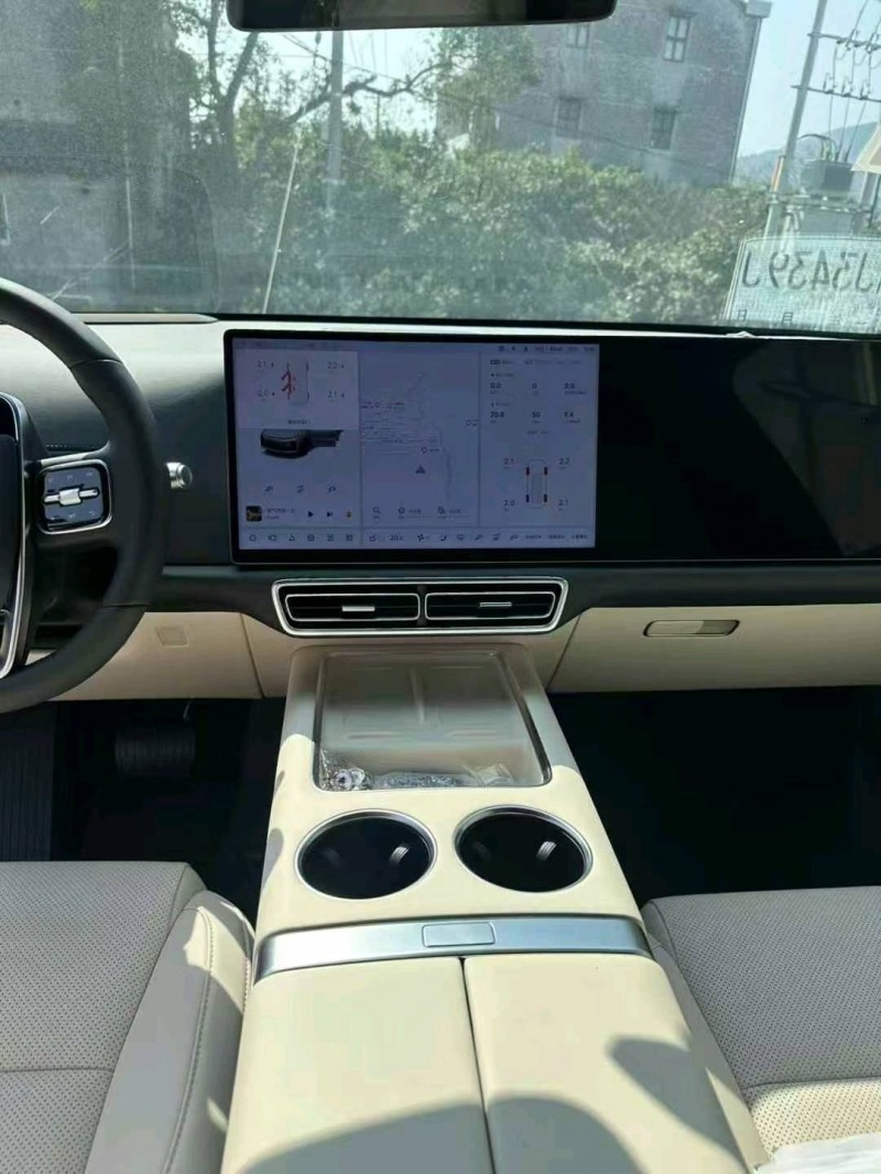 嘉兴25年理想L67