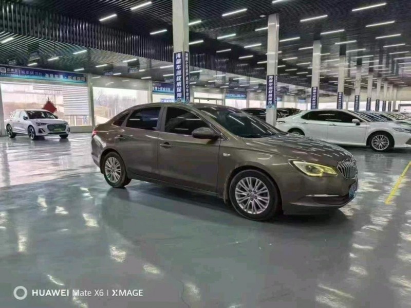 枣庄16年别克英朗2