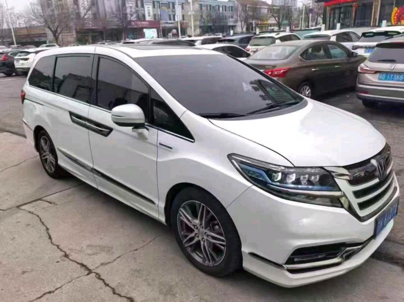 唐山21年本田艾力绅2