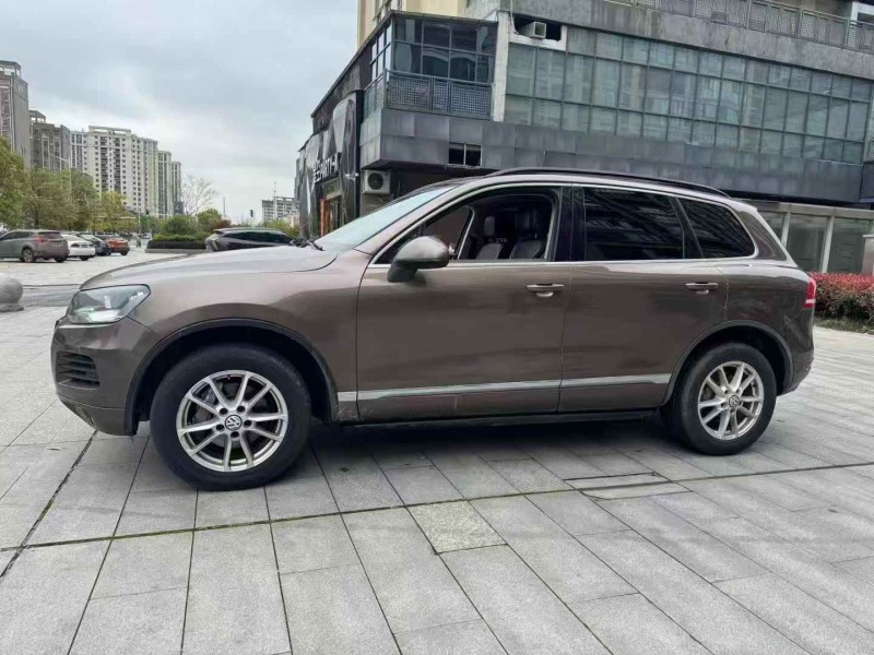 新余15年大眾途銳2