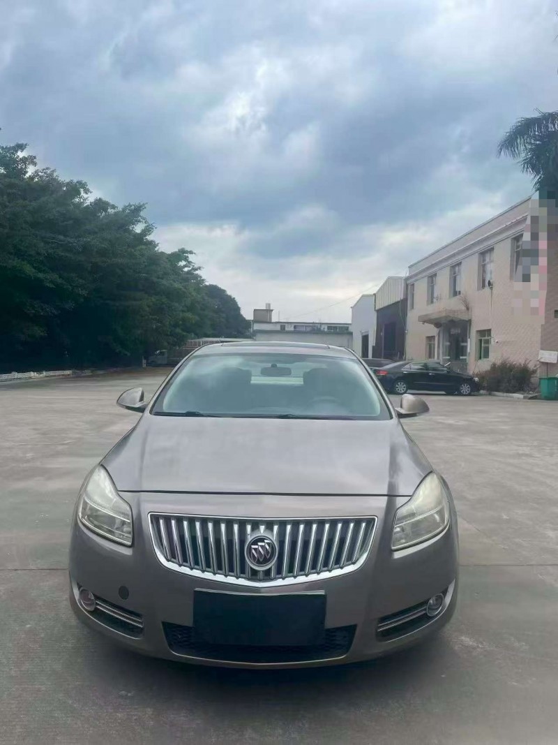 漳州14年别克君越1