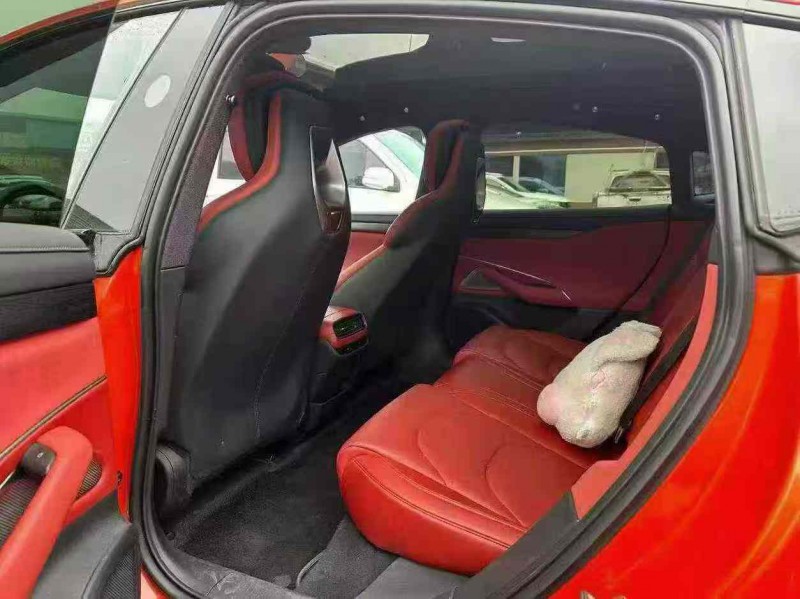 襄阳24年小米SU78