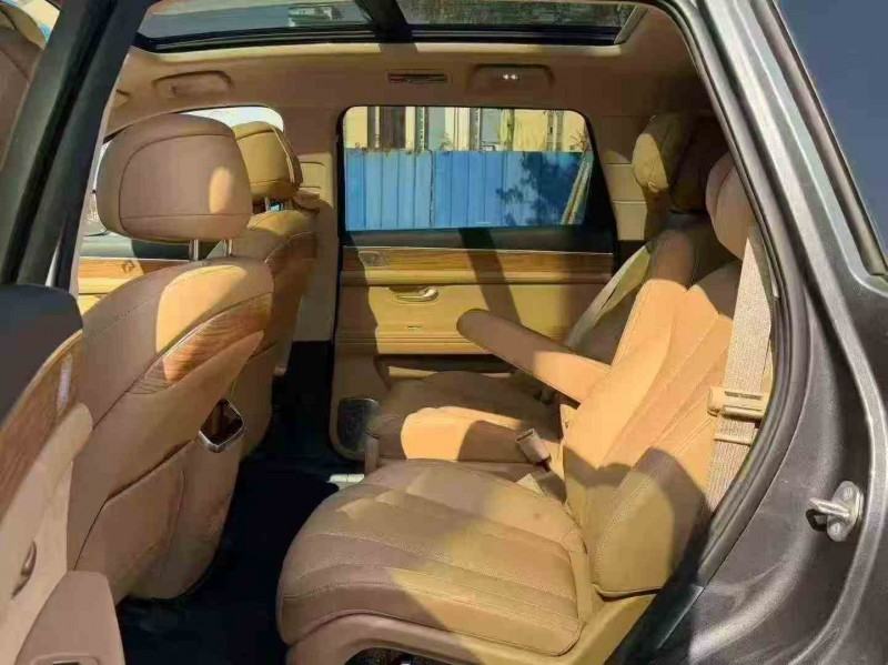 南平23年华为智选问界6