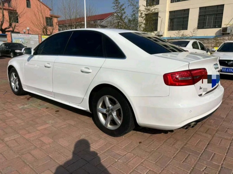 青岛14年奥迪A4L5