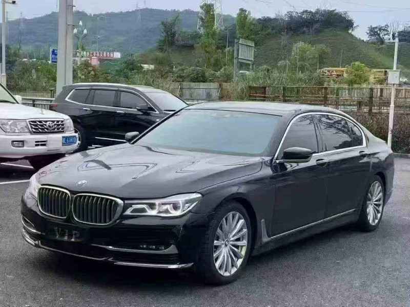 重慶17年寶馬7系3