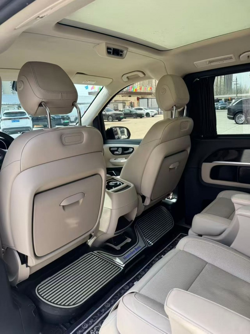 呼和浩特19年奔馳V3