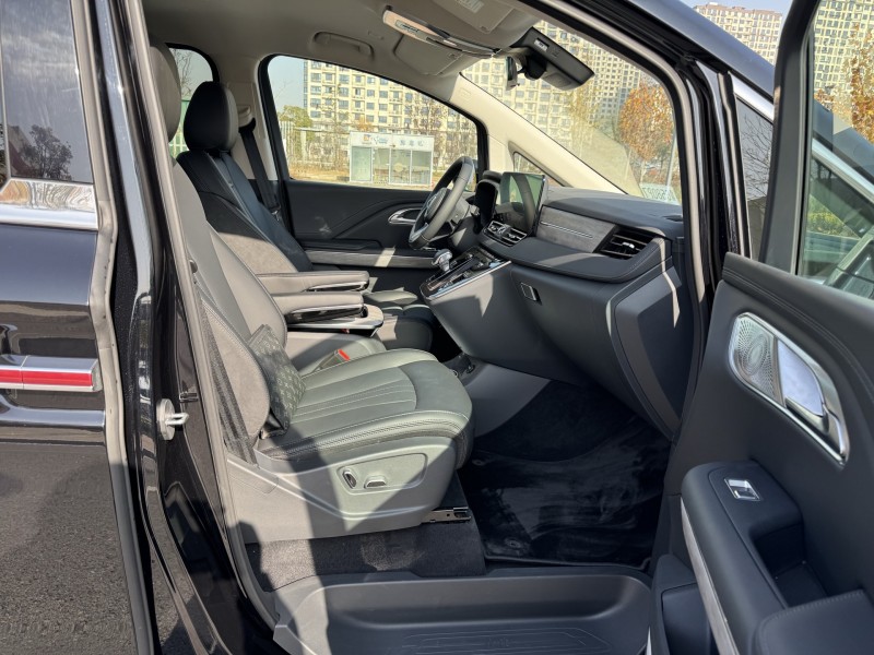 鹽城25年紅旗HQ99