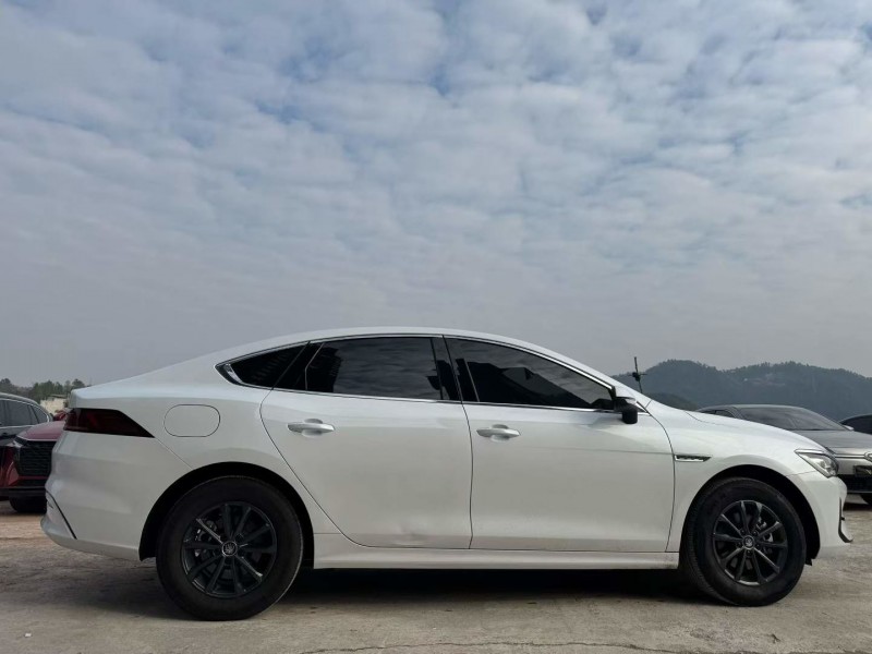 娄底24年比亚迪秦3