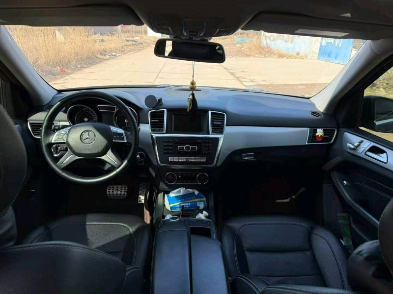 天津13年奔驰ML4