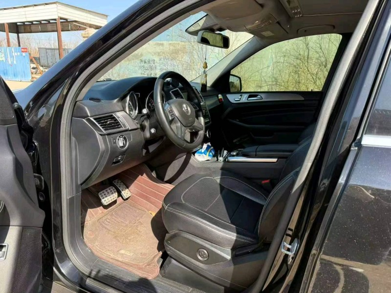 天津13年奔驰ML5