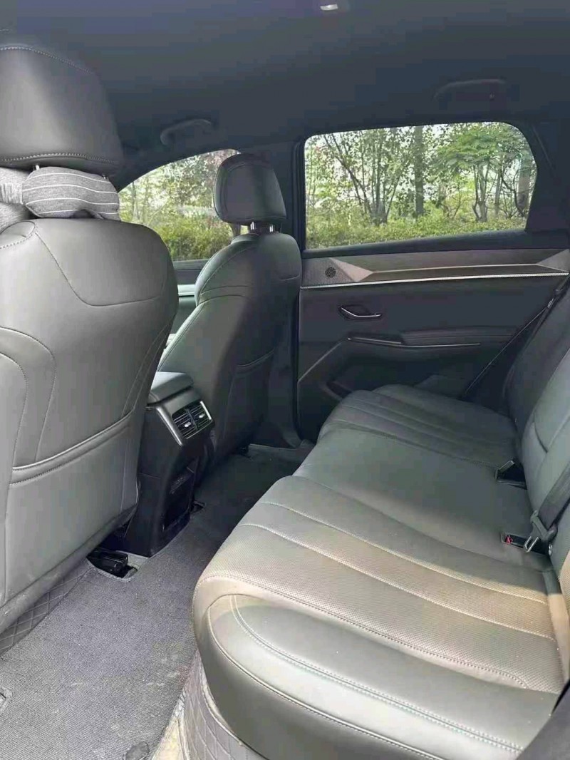 广州25年比亚迪宋7