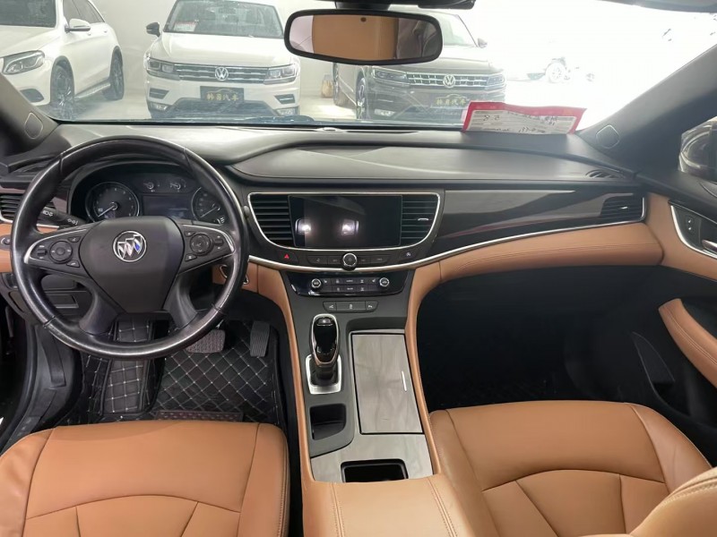 泰安19年別克君越7