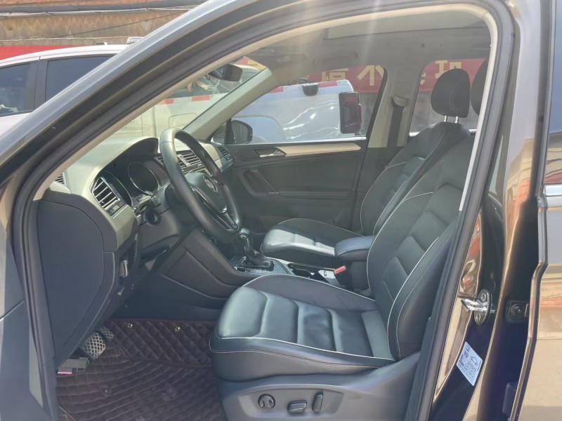 泰安17年大眾途觀5