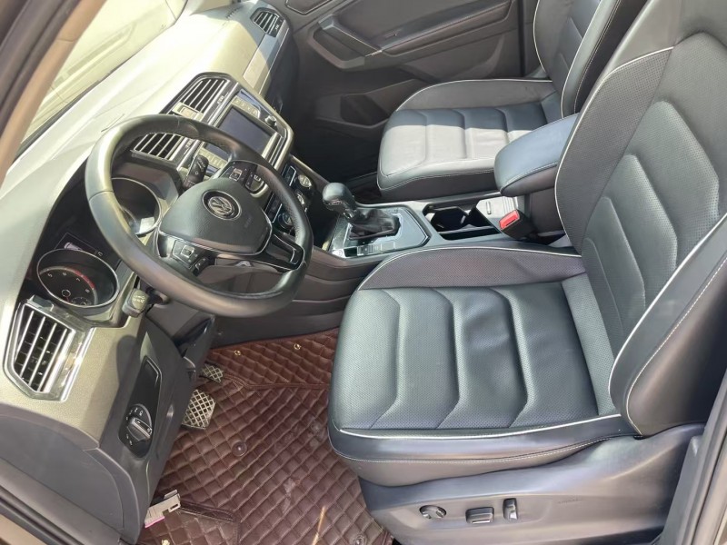 泰安17年大眾途觀6