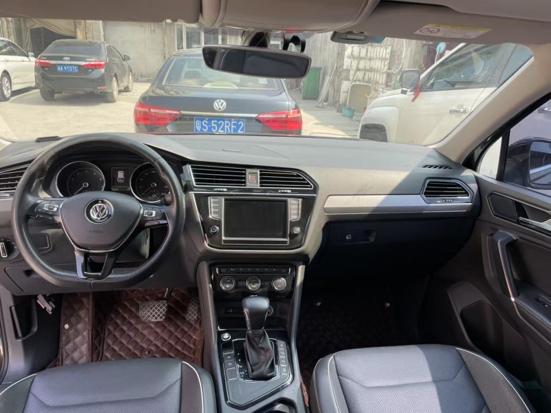 泰安17年大眾途觀7