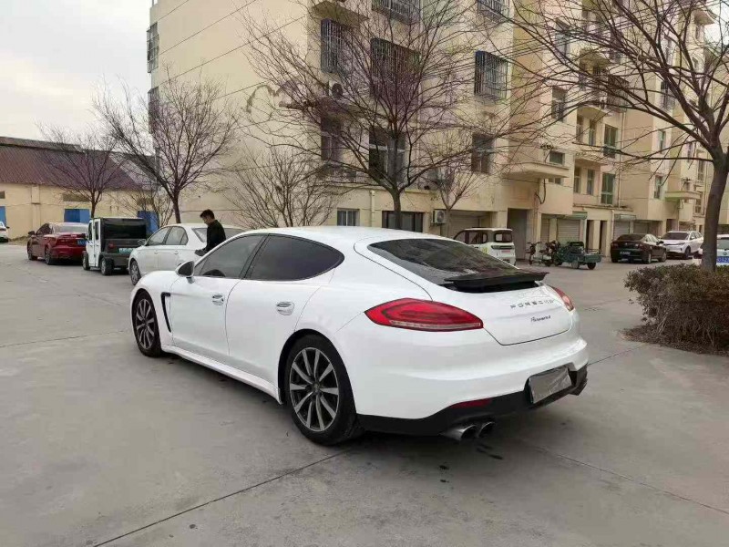 徐州17年保時捷帕拉梅拉3